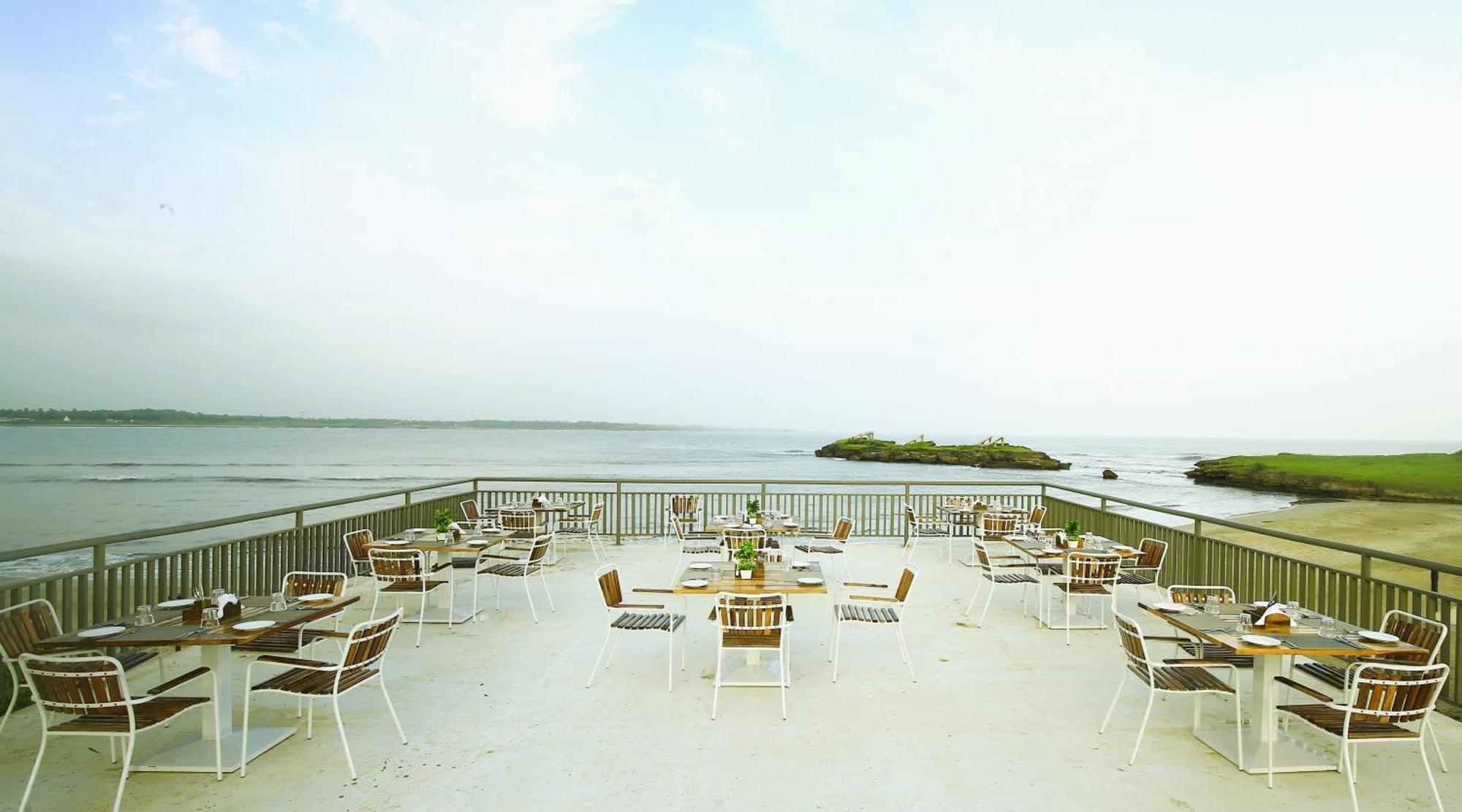 Hotel Kamnath Zinc Journey By The Fern, Diu Exteriér fotografie